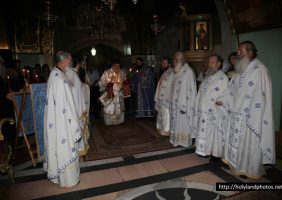 Блаженнейший Патриарх с Главами других Христианских Церквей