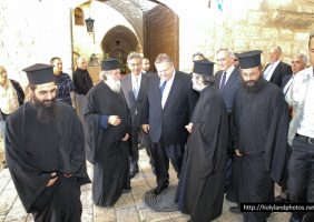 Встреча г-на Венизелоса во вратах Патриархата