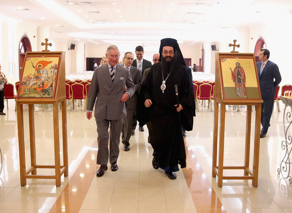 الأمير تشارلز يزور كنيسة الروم الارثوذكس في قطر