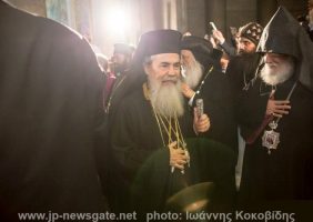 Блаженнейший Патриарх Иерусалимский с Армянским Патриархом Нурханом