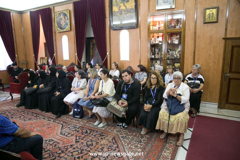 Представители монастыря Золотого Источника посещают Патриархат