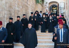 The Heads of Churches walk to the Church of the Resurrection