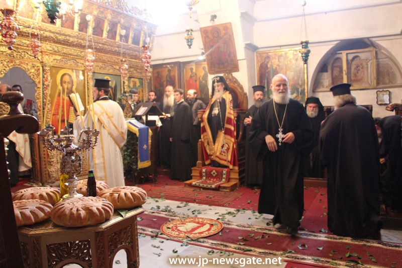 01عيد القديسة ثقلا في البطريركية