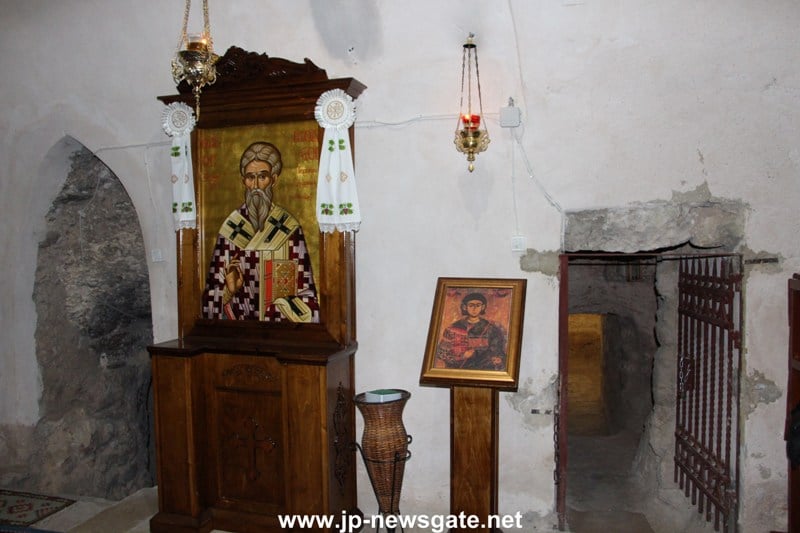 01-6ألاحتفال بعيد القديس موذيستوس في البطريركية