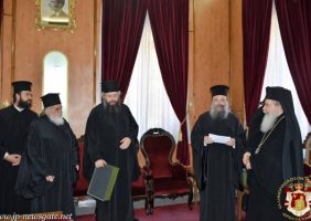 The M.Rev. Metropolitan expresses the wish to transfer the Sacred Wood to Patra