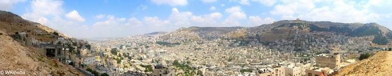 1. Panorama of Nablus City that shows mountain Gerzem (right) and mountain Ebal (left)