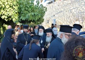Блаженнейший Патриарх прибывает в Фаворский монастырь