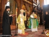 Ὁ Μακαριώτατος δέχεται δῶρον ὑπό τοῦ Μακαριωτάτου Πατριάρχου Μόσχας κ.κ. Κυρίλλου.