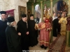 ÎPS Mitropolit de Helenoupolis binecuvântând în timpul Sfintei Liturghii