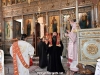 Arhiepiscopul în timpul Sfintei Liturghii