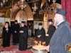 Soborul Patriarhal închinându-se pe Înfricosătoarea Golgota