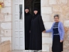 Maicile Tecla, Serafima și doamna Fanou, care ajută Mănăstirea
