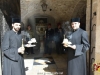 05أخوية القبر المقدس تزور الطوائف المسيحية في القدس بمناسبة عيد الفصح المجيد